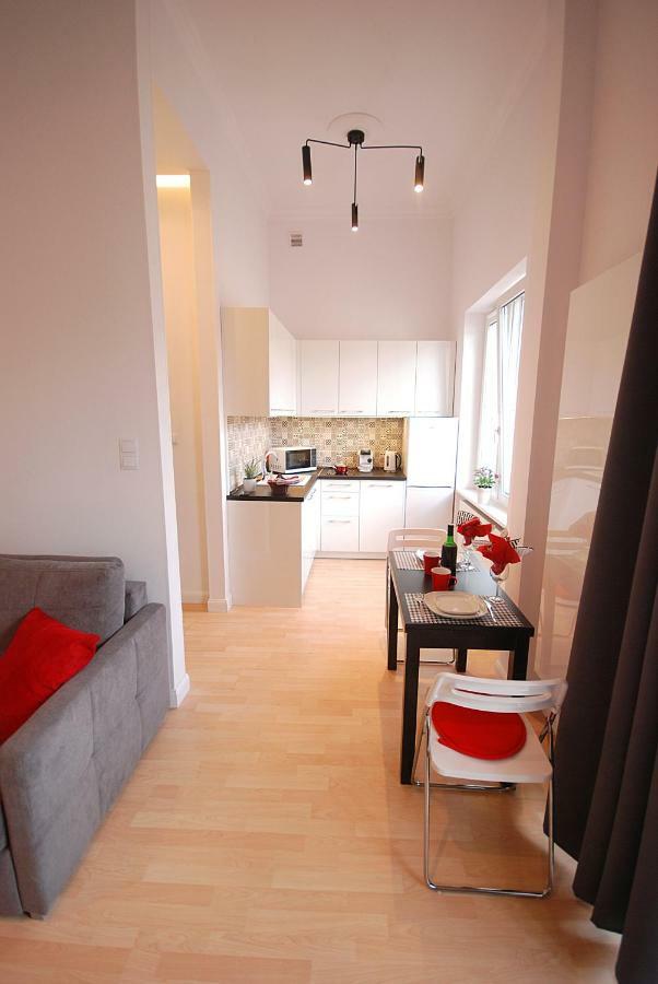 Nowy Apartament Wilcza วอร์ซอ ภายนอก รูปภาพ